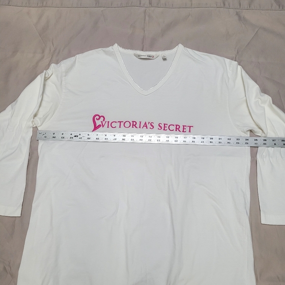 Victoria's Secret Sleep T-shirt - Picture 8 of 11
